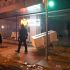 Elementos de la policía española en la zona de disturbios en Barcelona.