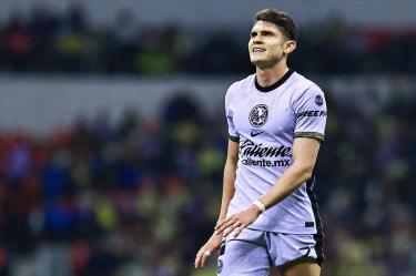 Israel Reyes en partido del América durante Clausura 2024.