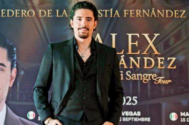Alex Fernández, cantante.