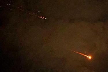 Misiles iranís cruzan el cielo de Israel.