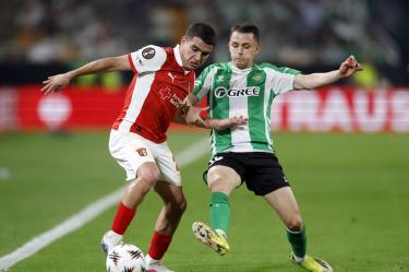 Álvaro Fidalgo y el Betis fueron eliminados de la Europa League.