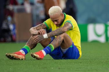 Neymar suma 13 partidos con Brasil en los Mundiales: 8 goles y 4 asistencias.