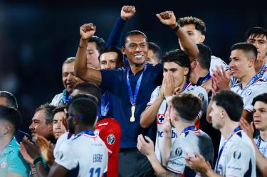 Joel Huiqui se quedará al frente del primer equipo de Cruz Azul tras su campeonato.