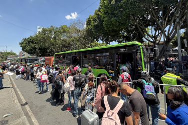 Los cierres parciales de la Línea 2 y el servicio emergente con autobuses de la RTP continuarán hasta el miércoles