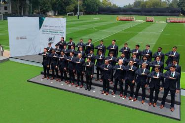 La súplica invocó a la Virgen de Guadalupe a fin de que jugadores, cuerpo técnico, afición así como todas las selecciones participantes den su mejor esfuerzo.