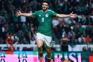 Raúl Jiménez volverá con los Wolves y así será su nuevo contrato
