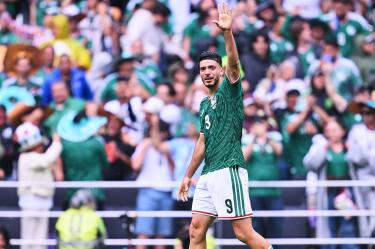 Ante Sudáfrica, Raúl Jiménez anotó su primer gol en los Mundiales.