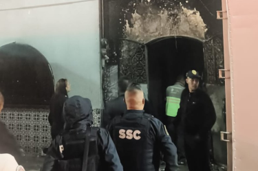 Dos personas resultaron afectadas por inhalación de humo y crisis nerviosa tras un incendio en una vivienda de Gustavo A. Madero, CDMX.