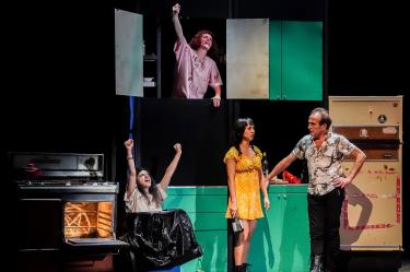 La obra de teatro ¡Violencia!, de la dramaturga Valeria Loera (Chihuahua, 1993), se estrenará en Nueva York el próximo 25 de julio, bajo la dirección de Brenda Theresa Hayes (BT Hayes), en el foro de Repertorio Español.