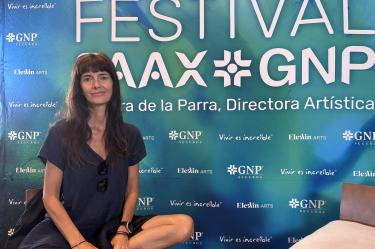 La directora escénica Bárbara Lluch estrena hoy en el Festival Paax GNP una reinterpretación de la ópera "Carmen", de Bizet.