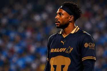 Álvaro Angulo con Pumas.