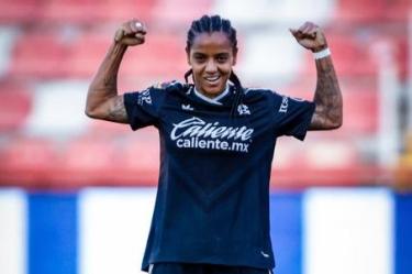 Geyse da Silva marcó cuatro goles en el partido