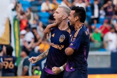 Chucky Lozano dio una asistencia y Reus marcó el primer gol.