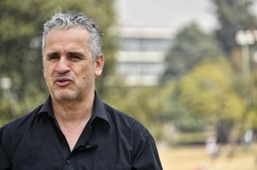 José Luís Peixoto presentó en México su poemario "El niño en ruinas".