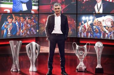 José Luis Mendilibar fue removido de su cargo en Olympiacos.
