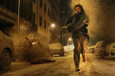 La crítica quedó sorprendida con la película Resident Evil: Noche Cero.
