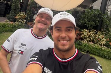 La broma de Sergio Pérez a Valtteri Bottas fue grabada y compartida en las redes sociales de la escudería