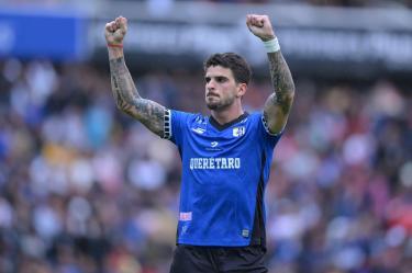 Santiago Homenchenko celebra su gol en el Querétaro Vs Atlante del Apertura 2026 de Liga MX.