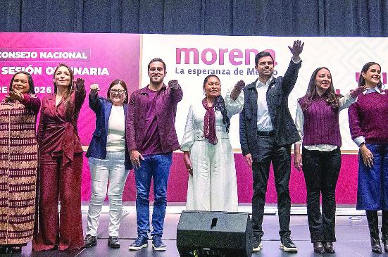 Los coordinadores estatales de la Defensa de la Transformación y la Soberanía Nacional rindieron protesta ante el Consejo morenista.