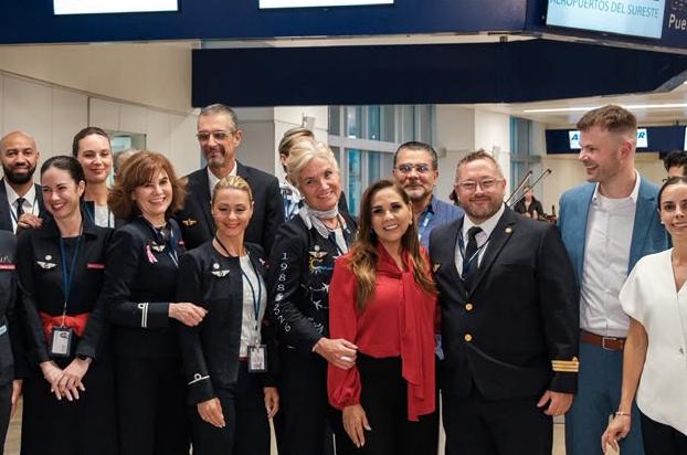 El evento contó con la participación de la alcaldesa Ana Paty Peralta y autoridades aeroportuarias, en el marco de la conmemoración de los 200 años de relaciones diplomáticas entre México y Francia.