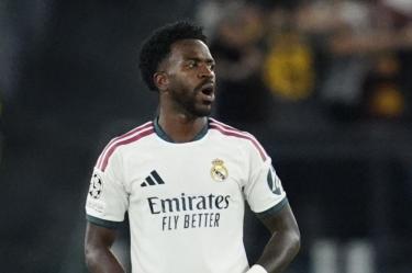 Vinícius Jr. durante partido de Champions League entre Real Madrid y Roma