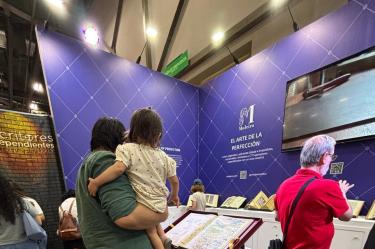 Moleiro restaura, conserva y clona obras maestras del patrimonio bibliográfico.