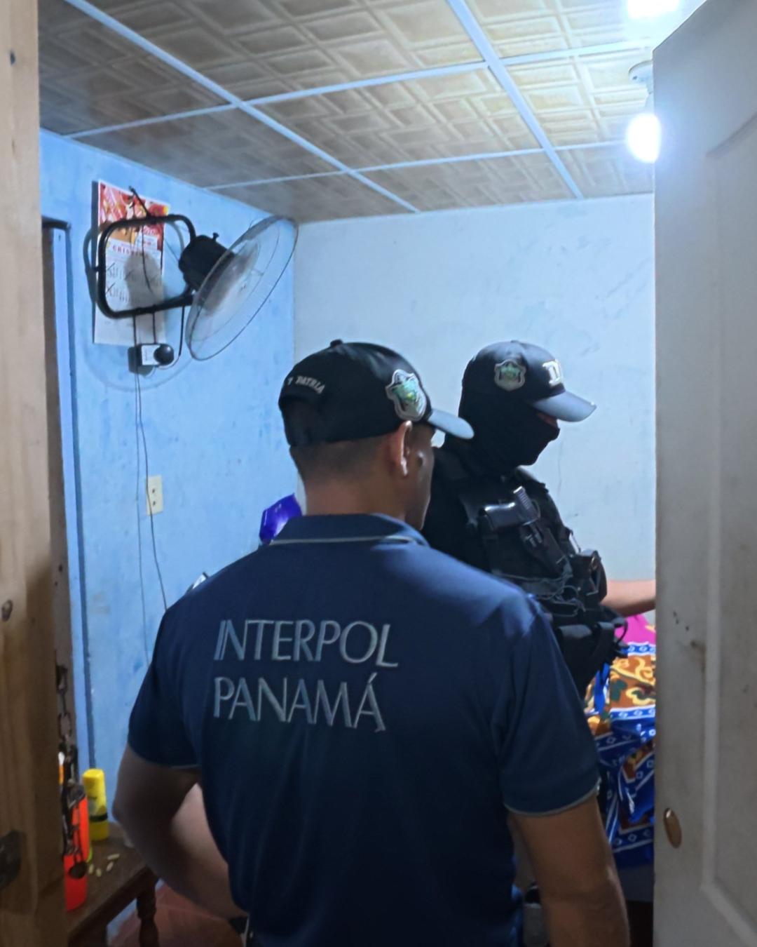 La operación internacional coordinada por Interpol permitió detener a 95 sospechosos y rescatar a una víctima menor de edad en una investigación contra redes de explotación sexual infantil.