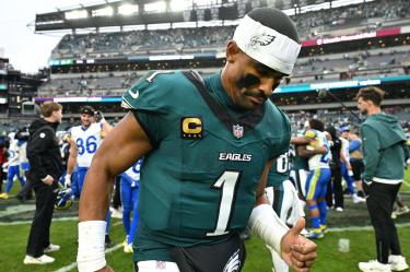 Jalen Hurts, QB de los Philladelphia
