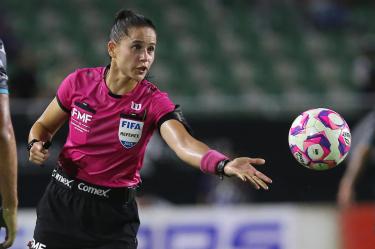 Karen Hernández, árbitra mexicana que pitará en el Mundial Sub-17