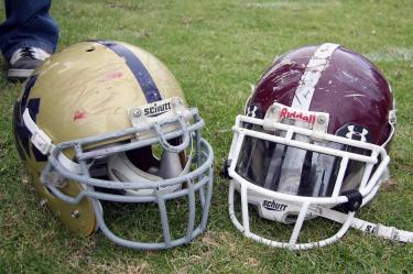 FOTBALL AMERICAN/FUTBOL AMERICANOCLASICO ESTUDIANTILPUMAS VS POLIAction photo of helmets of Pumas and Aguilas Blancas, during game the national classic game of the American Football mexican League ONEFA at Puebla./Foto de accion de cascos de Pumas y Aguilas Blancas, durante el juego del clasico nacional del Futbol Americano de la ONEFA en Puebla, 24 October 2009.MEXSPORT/ADRIAN MACIAS