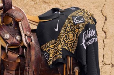 El nuevo jersey negro de Chivas debuta este martes ante Necaxa en el Akron