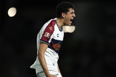Nico Carrera celebra gol con atlante ante FC Juárez durante el Apertura 2026 de la Liga MX.