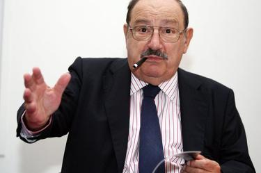 Umberto Eco recibe Doctorado Honoris Causa de Universidad de Burgos
