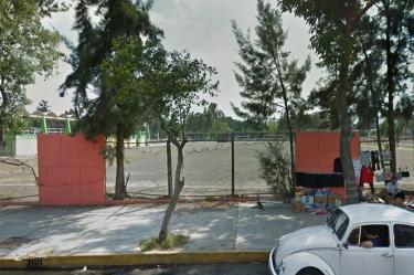 La agresión ocurrió en las canchas de futbol del deportivo Ingeniero Eduardo Molina en la delegación Venustiano Carranza. 