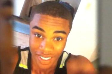 Vincent Parker, de 16 años, admitió que mató a sus padres porque era castigado con frecuencia, como cuando su padre le quitó un iPod. FOTO: WTKR 