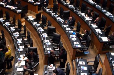 El Senado aprobó la cédula de los magistrados electorales de 17 estados –con la excepción de Oaxaca e incluyendo el Distrito Federal-  en donde se celebrarán elecciones locales el año entrante.
