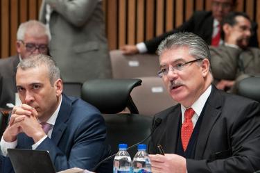 Los consejeros electorales Benito Nacif y Arturo Sánchez Gutiérrez