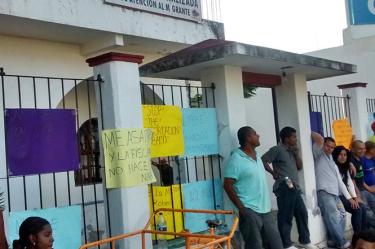 Los cenroamericanos armaron un plantón hace cinco días frente a la Fiscalía de Atención al Migrante