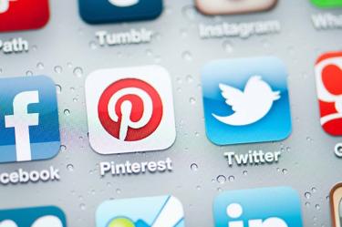 En 2014, Facebook experimentó una caída de 9% en el uso activo, un fuerte contraste con Pinterest y Tumblr. Foto tomada de Twitter