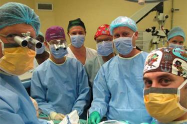 Médicos, trasplante de pene