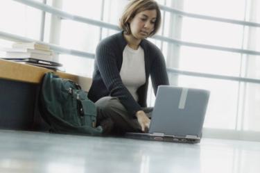 SEP abre convocatoria para Prepa en Línea. Foto Thinkstock