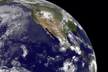 Desde el espacio se alcanzaban a apreciar el huracán 'Carlos' y la tormenta tropical 'Bill'