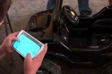 Conocimientos de postgrado son utilizados por los infantes; la tecnología y programación avanzada forman parte de su vida cotidiana.