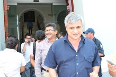 La Contraloría del municipio de Centro impuso este jueves un castigo de inhabilitación por seis años y tres meses al exalcalde, Cuauhtémoc Muñoz Caldera, por una presunta malversación de fondos
