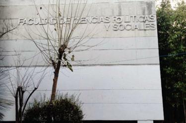 Suspenden clases en Facultad de Ciencias Políticas y Sociales de la UNAM