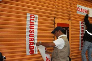 Con esto se trata de romper el círculo de desconfianza, entre empresarios y autoridades.