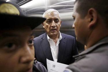 Acusan de otros cuatro cargos al expresidente de Guatemala, Otto Pérez Molina