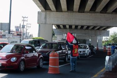 Se calcula que por el cierre de Viaducto-Tlalpan, los recorridos se alarguen hasta por una hora más.