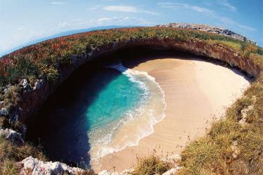 Este miércoles se reabrirá la Playa del Amor, ubicada en el Parque Nacional Islas Marietas; fue cerrada por las malas prácticas turísticas