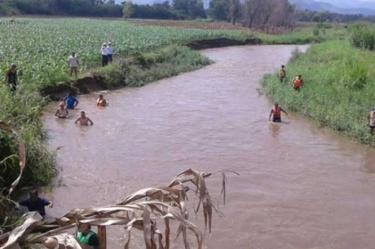 El hombre se lanzó al arroyo pero la corriente lo arrastró. Foto: Periódico ABC